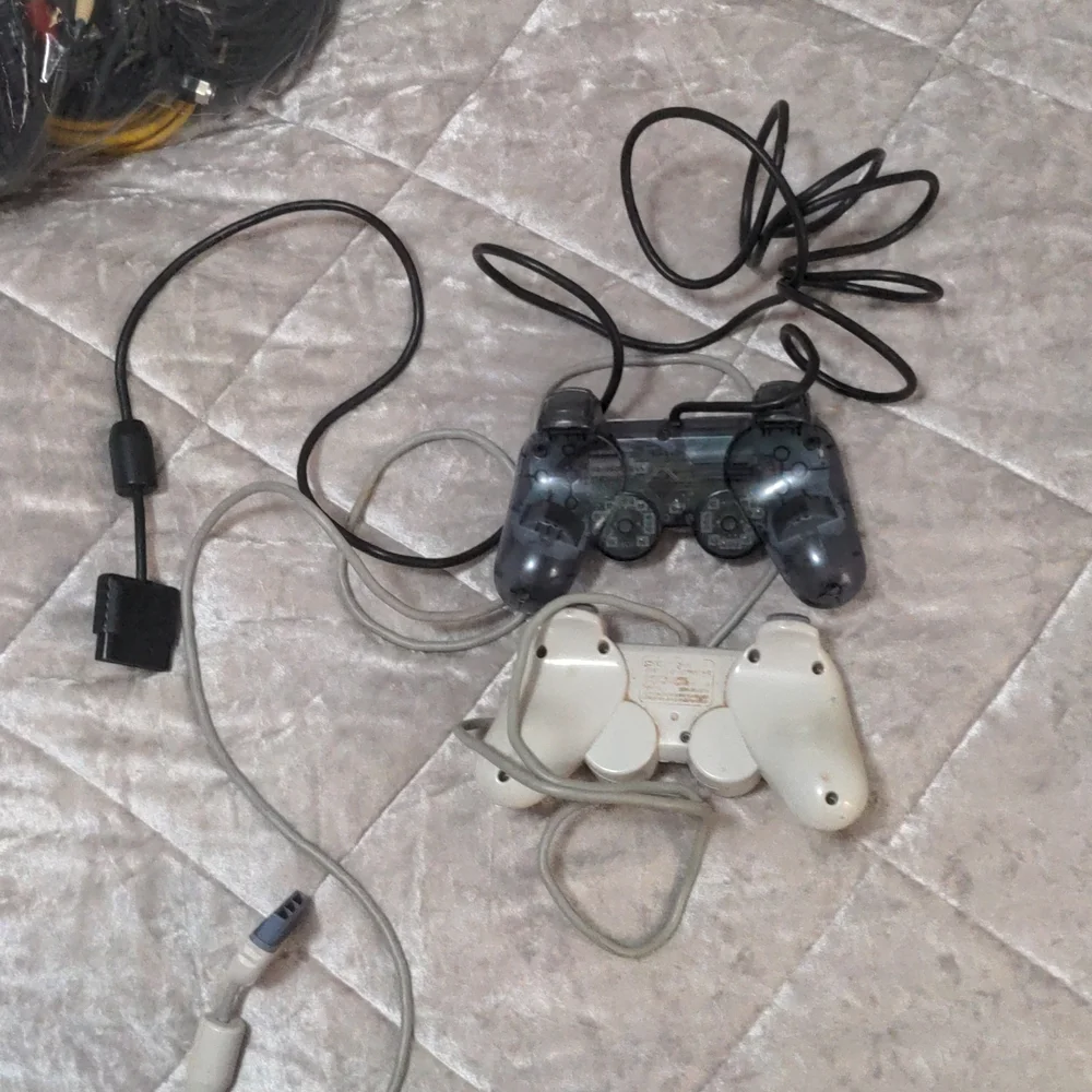 Sony Playstation 1 DualShock Original Controller (PRE-OWN)